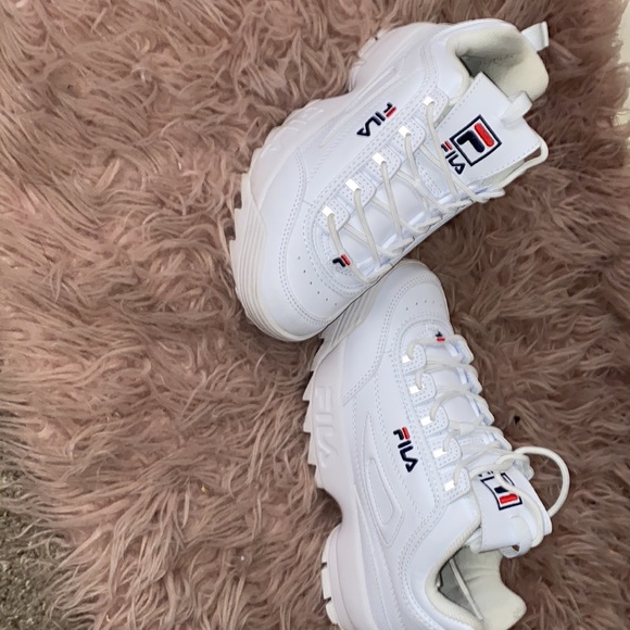 FILA - Picture 3 of 5